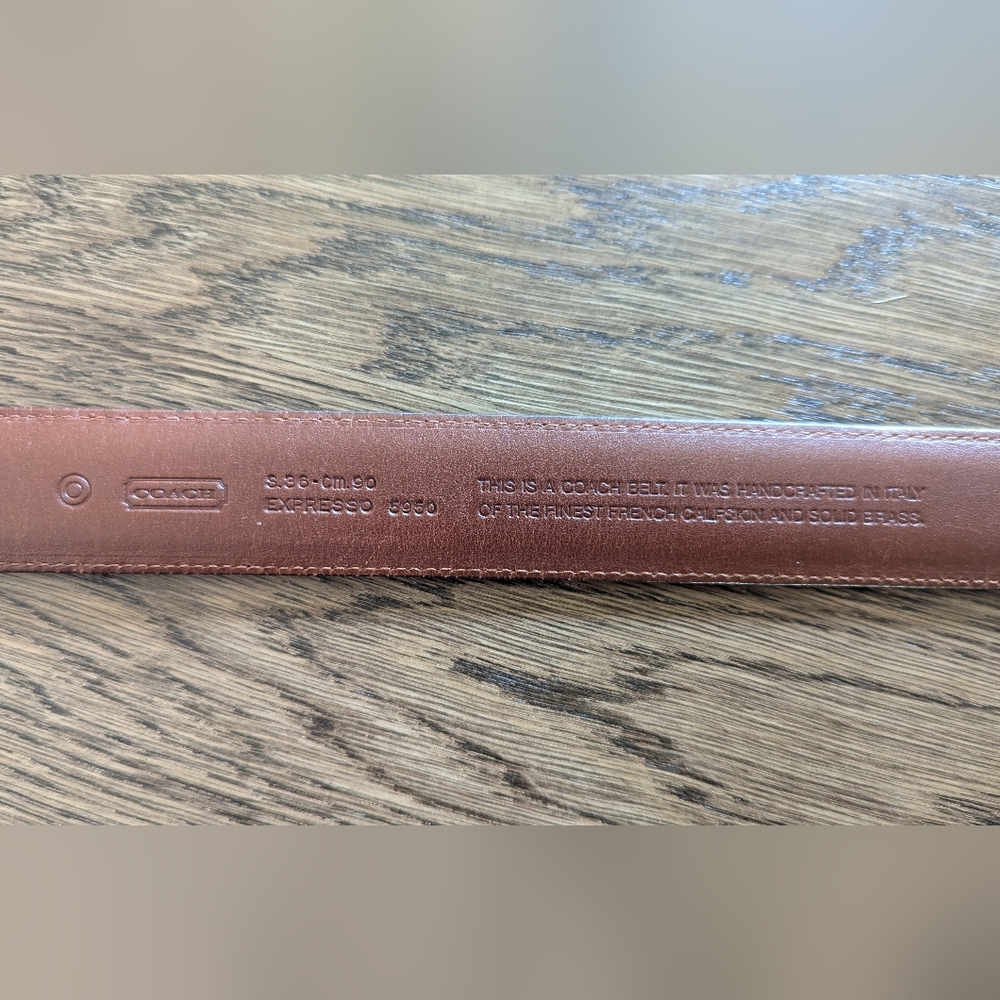 COACH | Leather Belt - Picture 2 of 4